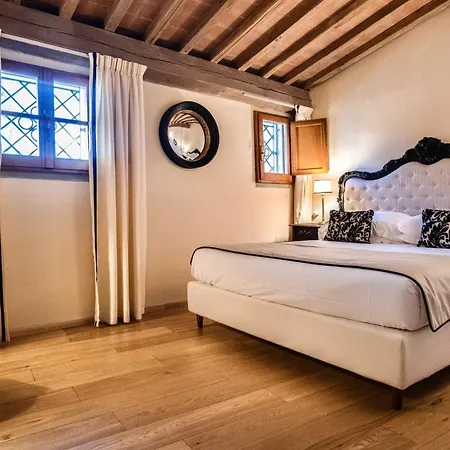 לינה וארוחת בוקר Residenza Il Colle 4*