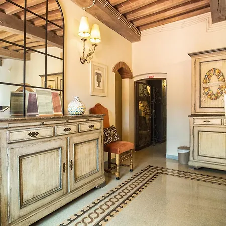 Residenza Il Colle Bed & Breakfast 4*