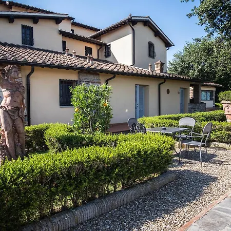 לינה וארוחת בוקר Residenza Il Colle 4*