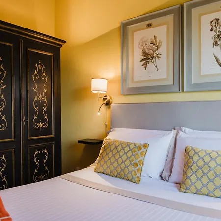 Residenza Il Colle Bed & Breakfast 4*
